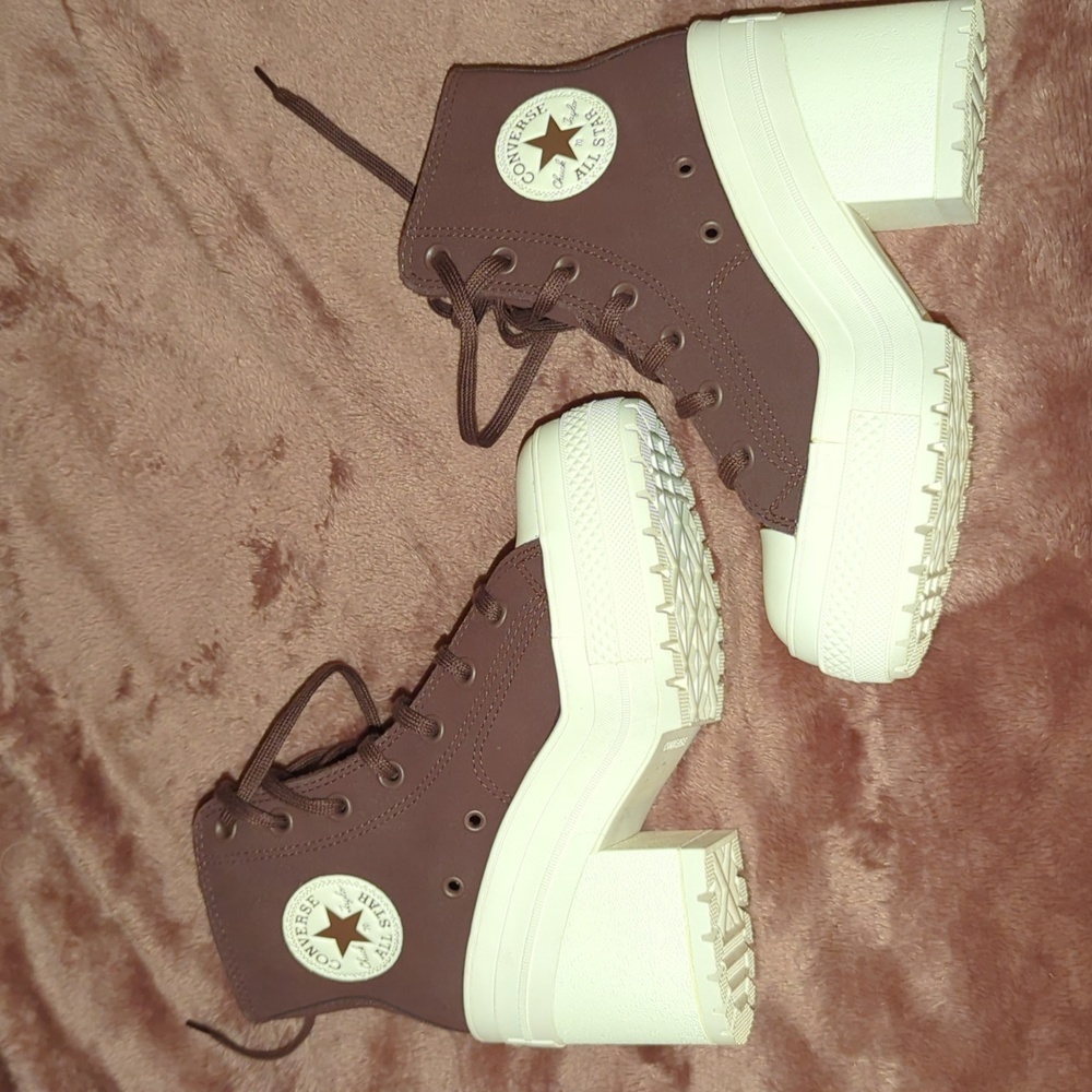 Converse Chuck 70 De Luxe Heel Suede